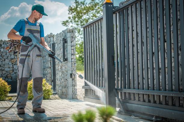 Best Gutter Cleaning  in Yankton, SD